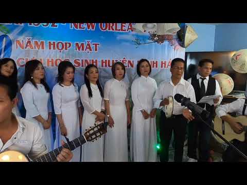 Video 30 năm họp lớp phần 1 - YouTube