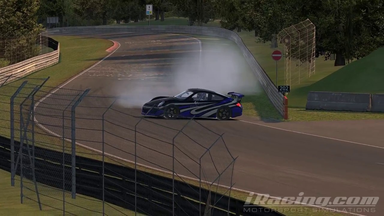 IRACING 1st time on Nurburgring goes as expected (RUF RT 12r RWD)