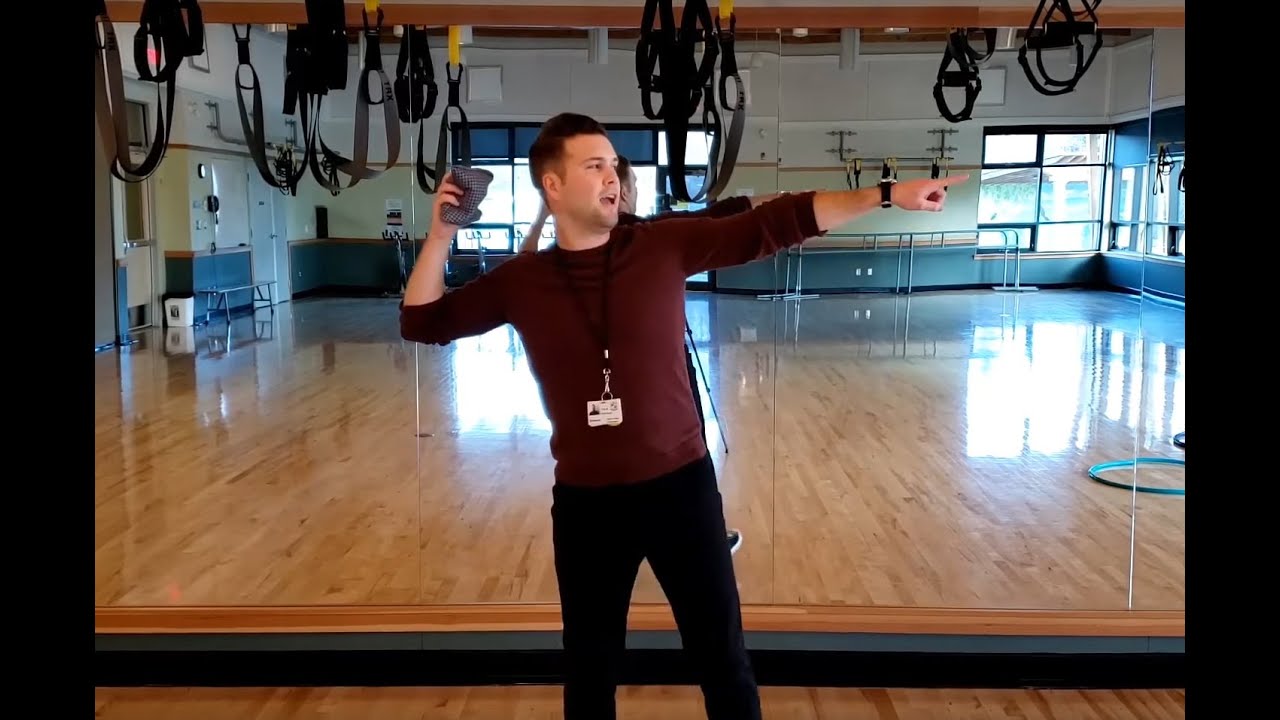 Courtenay Recreation: Practicing throwing with your child