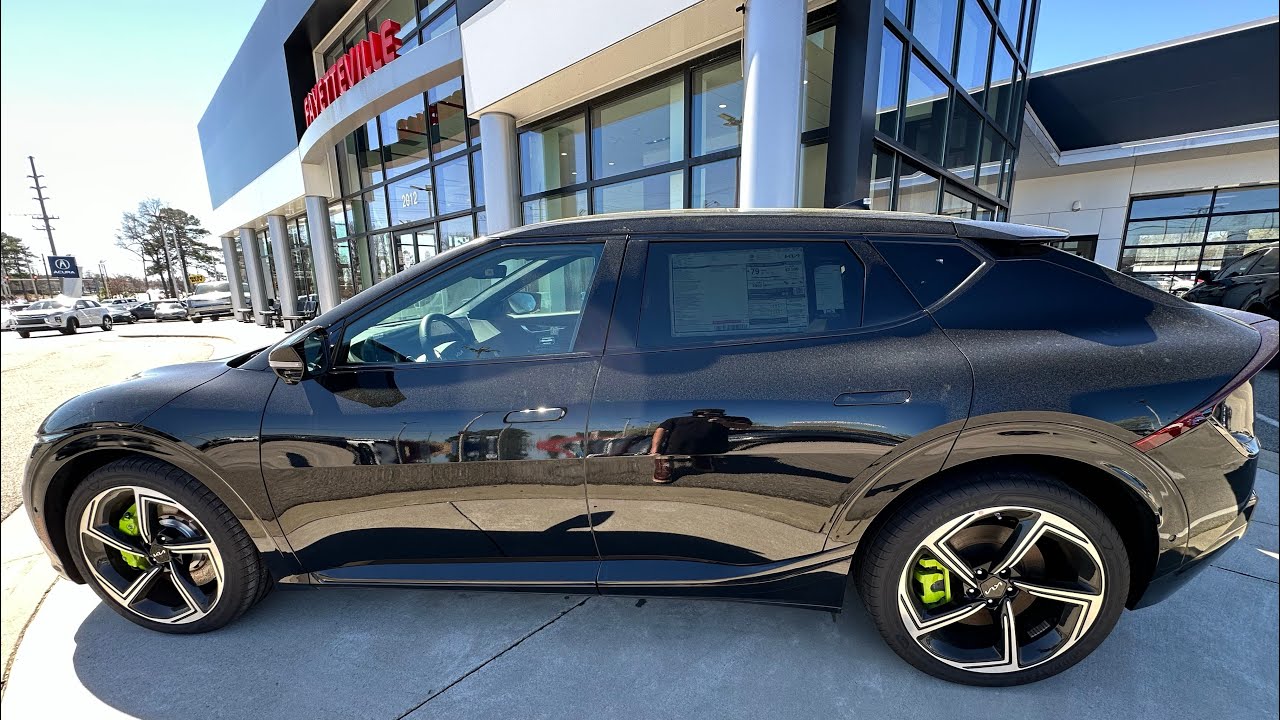 2023 KIA EV6 GT Aurora Black Pearl - YouTube