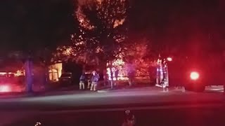 1 person killed, another critically injured in West Fort Worth house fire