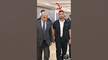 Israeli 🇮🇱 Bodyguards Swarm Building to Protect Netanyahu #bodyguard #protection