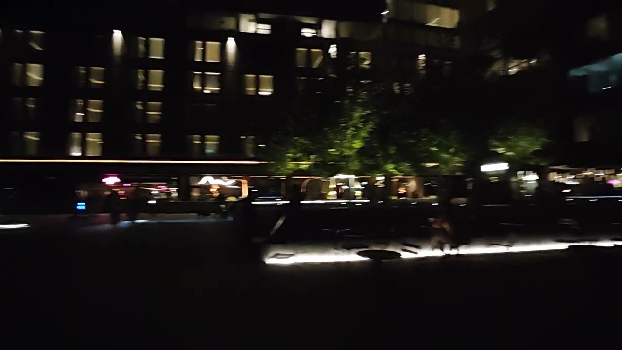 Halifax Harbourwalk - Queen's Landing / Wharf - The Cable Wharf - Nova Scotia