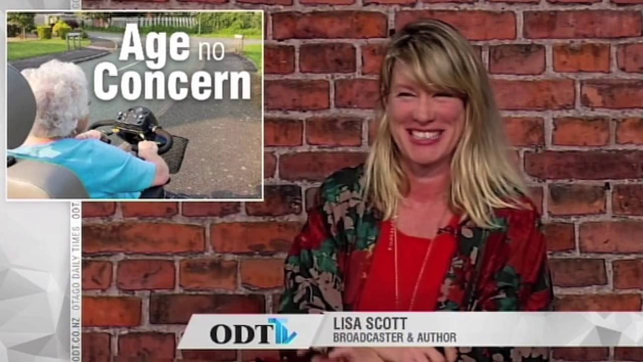 Dangerous driving on mobility scooters in Mosgiel YouTube