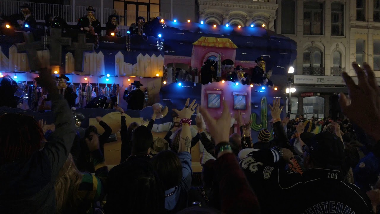 Mardi Gras Bacchus Parade New Orleans 2020 DJI Osmo Pocket Lowlight Footage