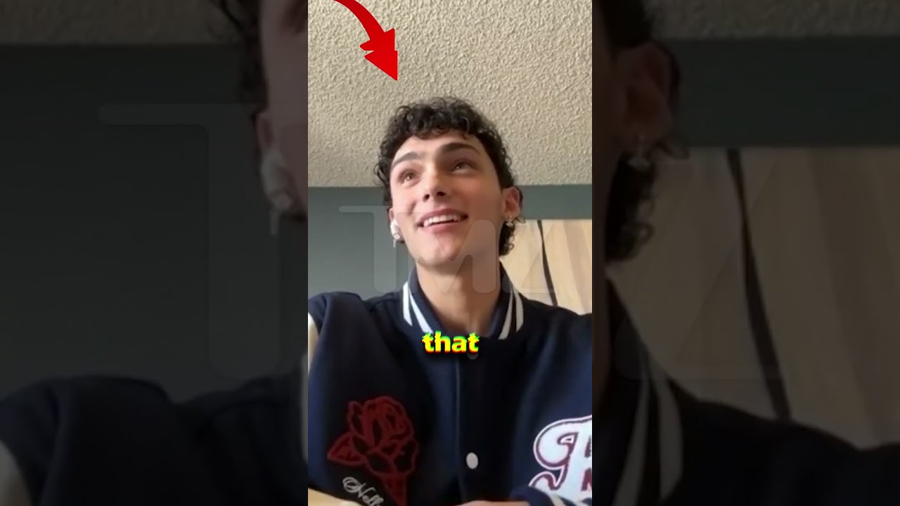Adele Fan S Response To Standing Up For Him 