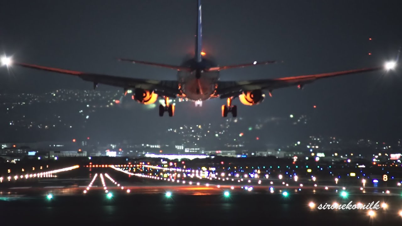 飛行機離着陸 大阪伊丹空港 千里川土手 伊丹スカイパーク スカイランドharada Night Plane Spotting In Osaka Itami Int L Airport Youtube