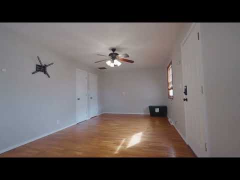 1439 E McClearnon St, Springfield, MO home video tour