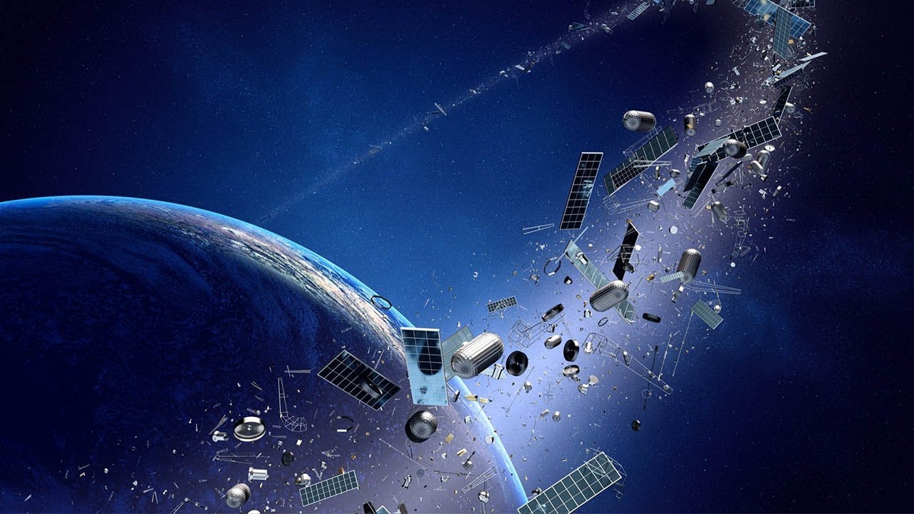 What is RemoveDEBRIS mission and how it operates?