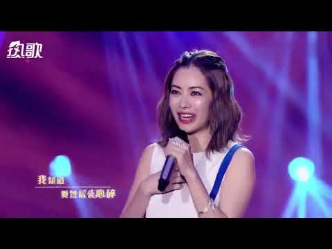 徐怀钰多年未见，再次登台演唱经典《分飞》，依旧惊艳！