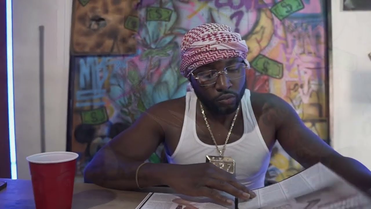 MONEYMAKIN S-DOT - Thoughts (Official Video) adlı videoyu YouTube'da izle MONEYMAKIN S-DOT - Thoughts (Official Video) adlı videoyu YouTube'da izle