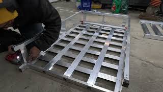 500 lb. Capacity Aluminum Mobility Wheelchair and Scooter Carrier Unboxing & Assembly