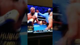 Mayweather vs McGregor final moments