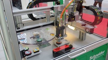 Controlador de movimientos LMC058 y servodriver LMX32 de schneider