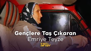 Gençlere Taş Çıkaran Emriye Teyze (2003) | TRT Arşiv Resimi