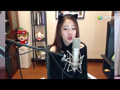 《五十度灰》主题曲高潮部分，美女唱的很有感觉哦