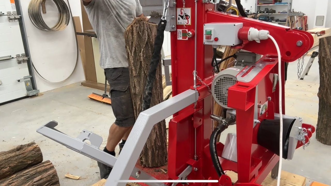 First time trying the new Lancman STX17 firewood splitter! 