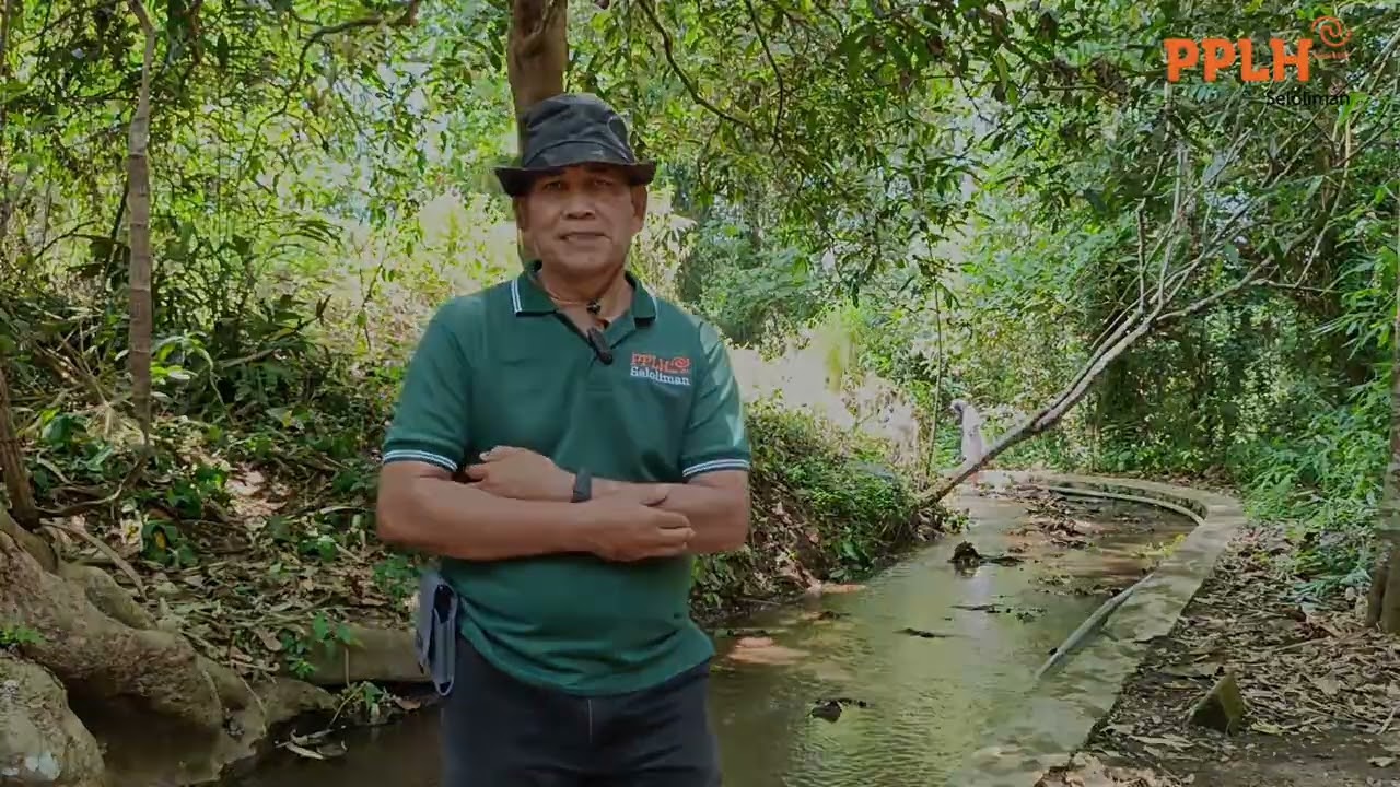 Ceremony Aksi Tanam 1.500 pohon atas kerjasama PT.Hopax Indonesia dengan YLHS  di PPLH Seloliman.