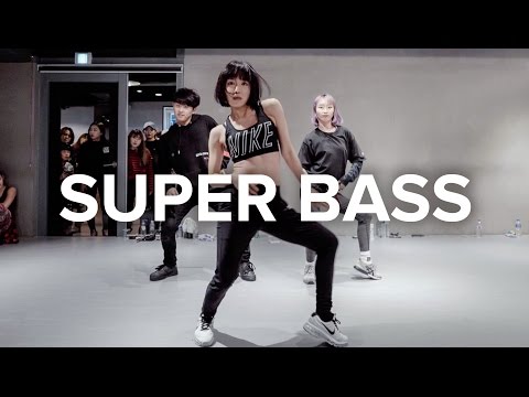 開始線上練舞：Super Bass(May J Lee版)-Nicki Minaj | 最新上架MV舞蹈影片