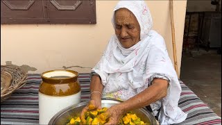 Amb Da Achar 😋Bebe Diyan Punjabi Boliyan 😍, Mango Pickle Recipe | Harman Khosa |