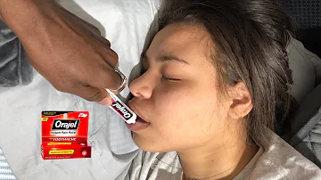 Can oral benzocaine be used on skin?
