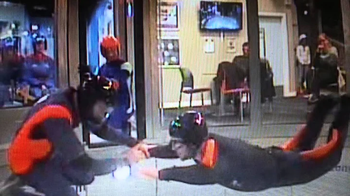 Learn to sky dive on an aff course with www.learnskydiving.co.uk