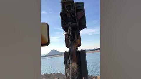 Thi cong dong cọc ván miền trung