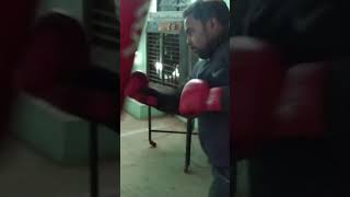 Heavy bag workout at home #viral #youtubeshorts #trending #viralvideo #youtube #trendingshorts