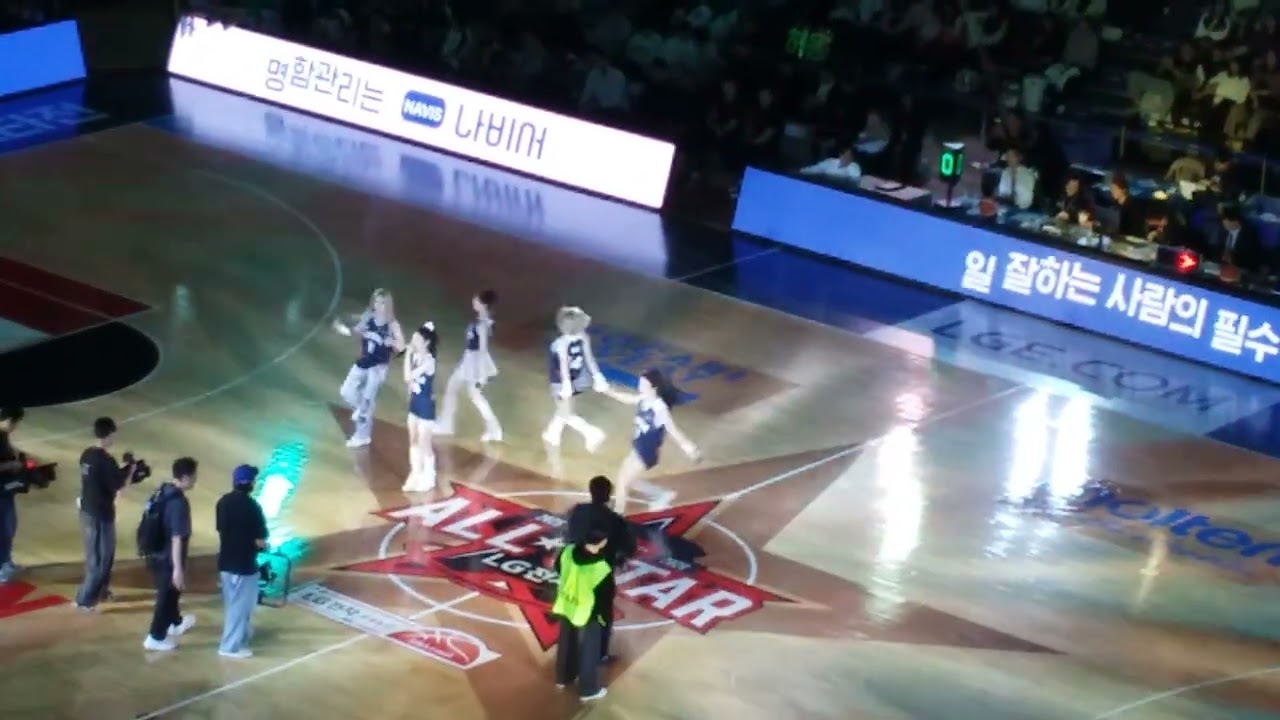 260118 2025 - 2026 LG전자 프로농구 올스타전 하프타임 축하공연 키키(Kiiikiii) I do me 직캠