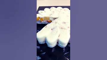 Нежный летний десерт с маком и фруктами!