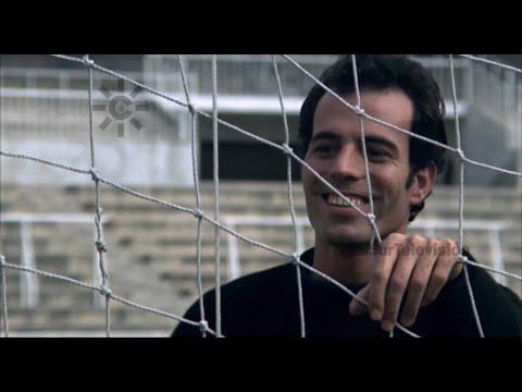 Julio Iglesias: De futbolista a cantante