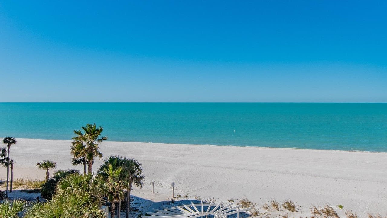 1590 Gulf Blvd, Clearwater, FL