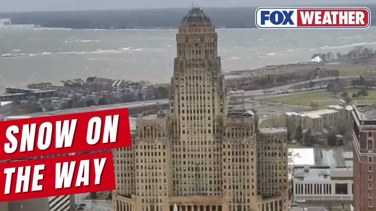 Lake-effect Snow Storm Blows Into Buffalo - YouTube