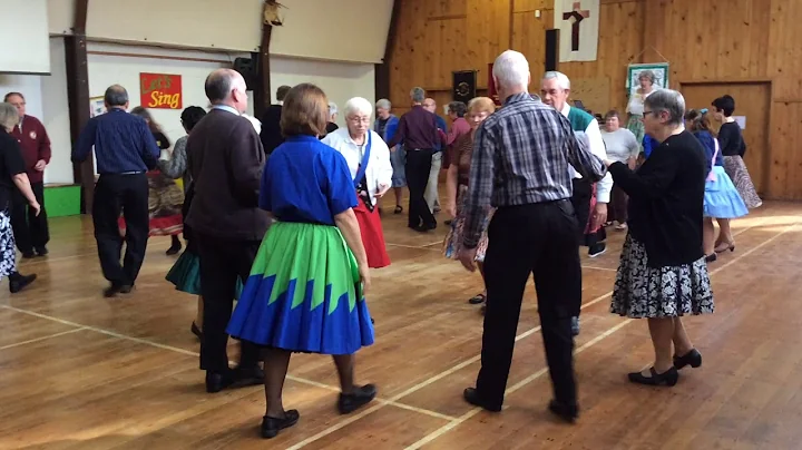 Kathie Rogers calling @ Otaki Learner Dance