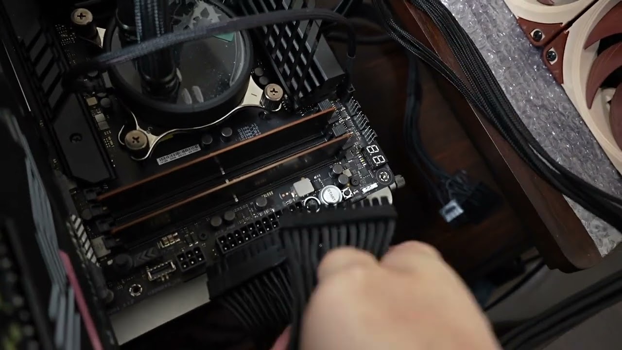 Cooler Master V SFX Platinum 1100」をレビュー。1100W容量のSFX電源