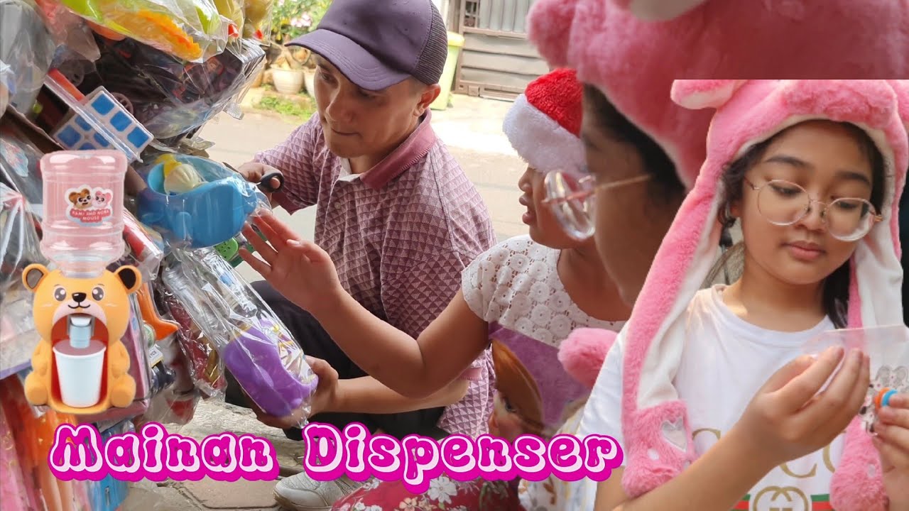 Mainan Dispenser Mini - Tadinya Hanum Bocil Bosan, Cari Abang Mainan Keliling Auto Semangat Lagi!