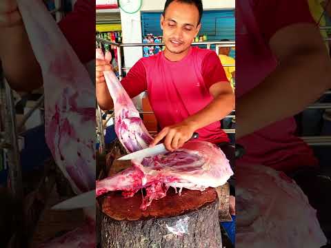 Fabulous Mutton Cutting Delicioso Corte De Carneiro Shorts