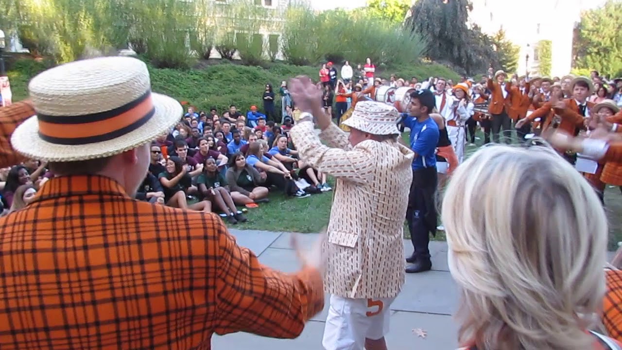 2017-09-10 Princeton University Class of 2021 Freshman Step Sing (5) - Locomotive for Tom Meeker '56