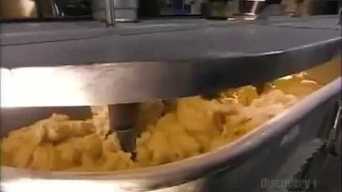 How Its Made Soda Crackers