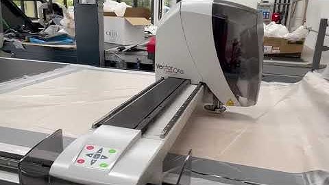 Lectra VT-FA-Q50-71 Automated cutting machine