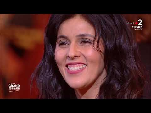 Souad Massi chante