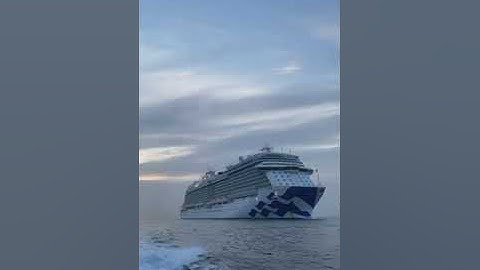 سورة الملك(تبارك) بصوت القارئ محمد الفقيه