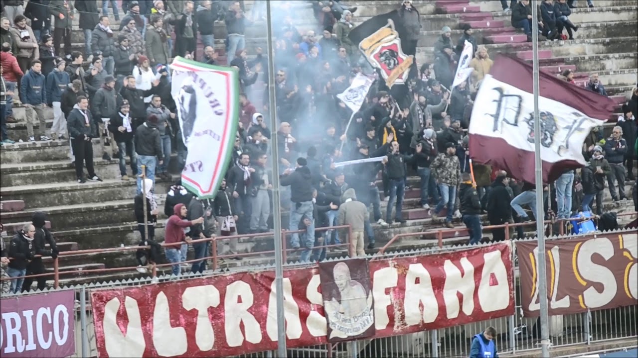 Fano (Ultras) vs Padova 1:1 29.12.2017