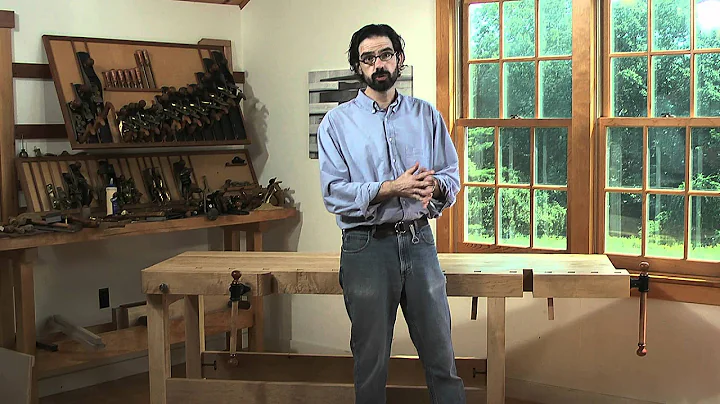 The New Lie-Nielsen Workbench with Christopher Sch...