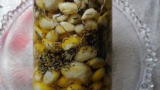 طريقة عمل مخلل الثوم بالزيت الزيتون لا يفوتگم How to make garlic pickle with olive oil