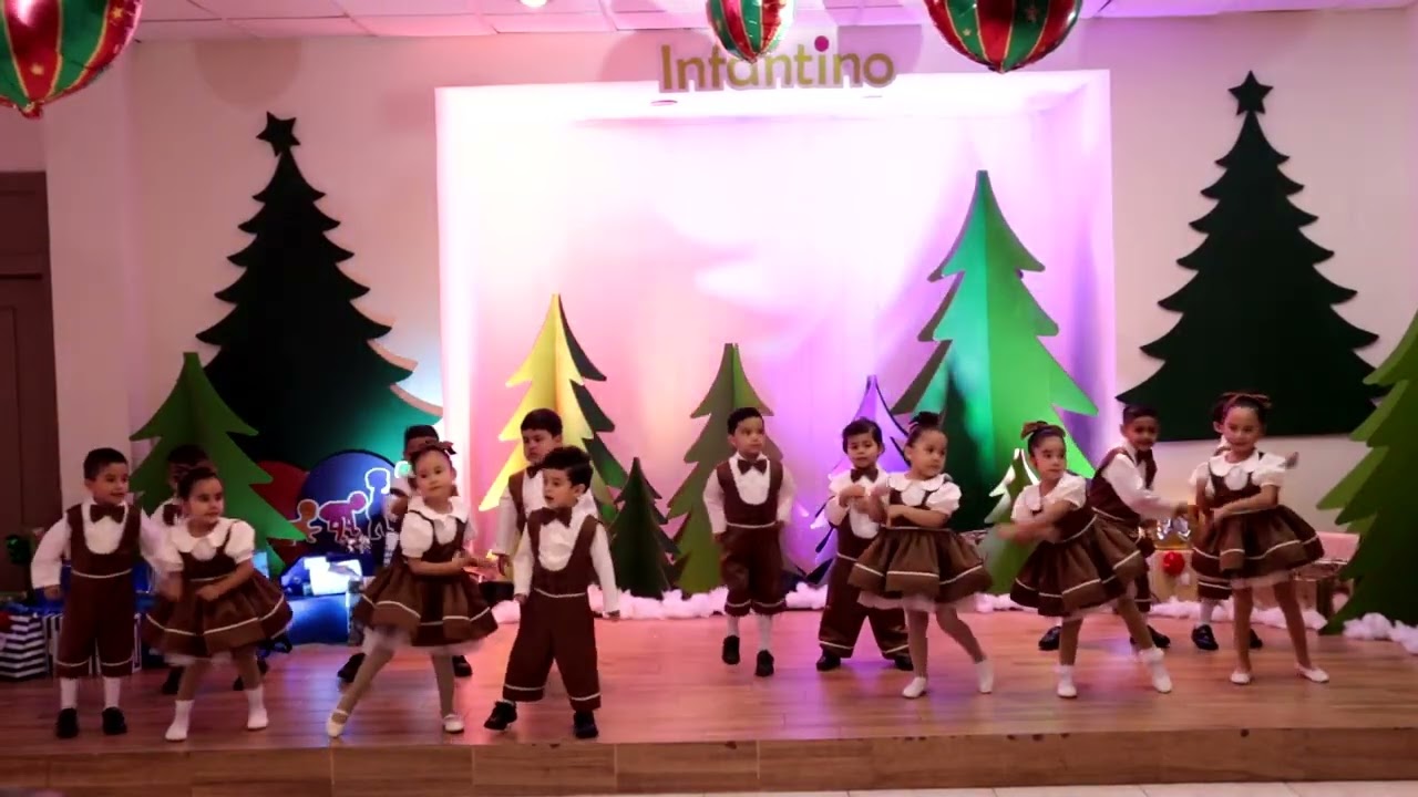 Galletas de jengibre… alumnos de K2 . Festival de Navidad 2024