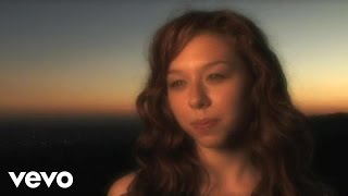 Miniatura de vídeo de "Kelly Sweet - We Are One"