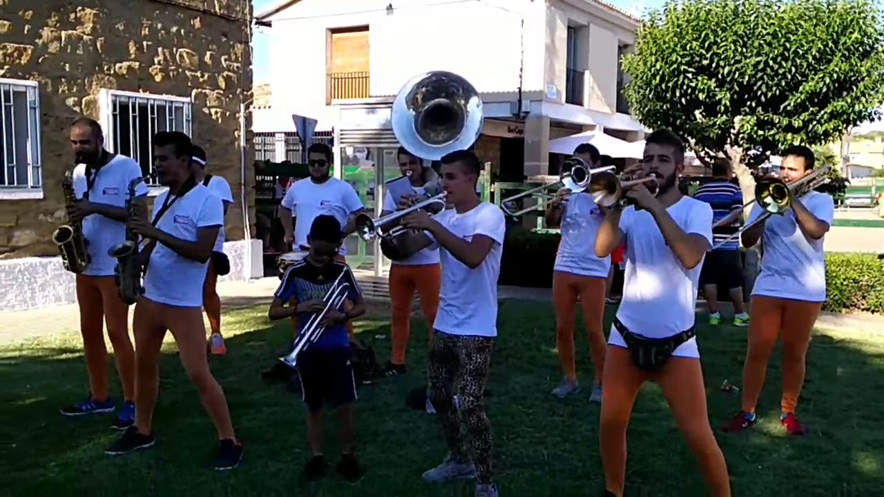 Charanga La Trasnochada-Kalashnikov