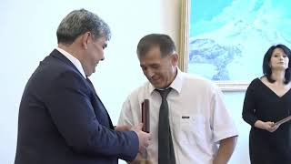 Глава КБР Казбек Коков вручил высокие награды в честь Дня государственности Кабардино-Балкарии