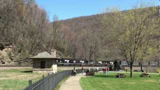 (Past Video) 2012 Easter Long Weekend at Horseshoe Curve